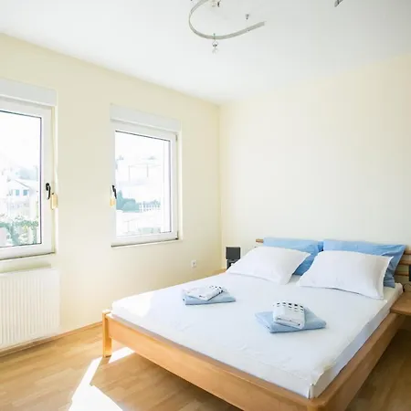 Spacious 3-bedroom Appartement *