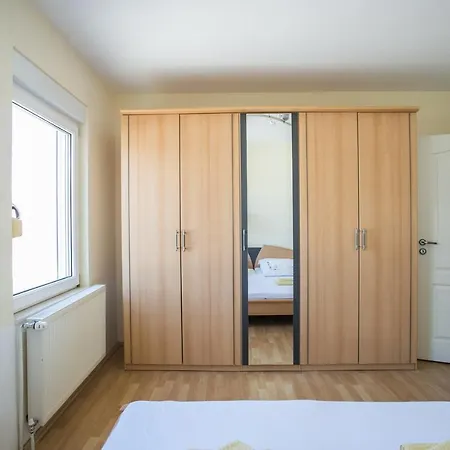 Spacious 3-bedroom * 트로기르
